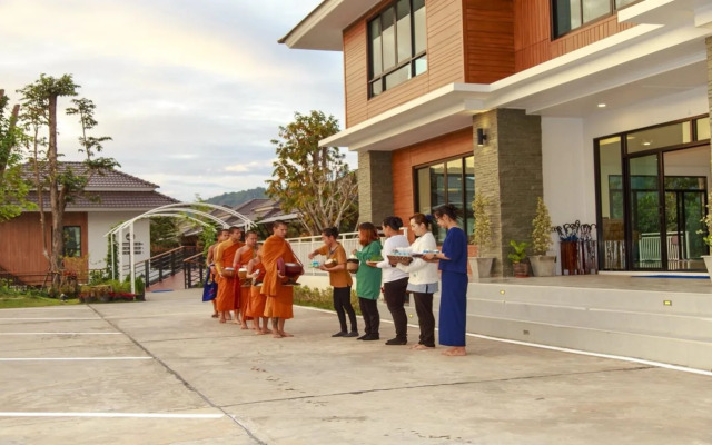 Phuruakeeree Resort (SHA Extra Plus)