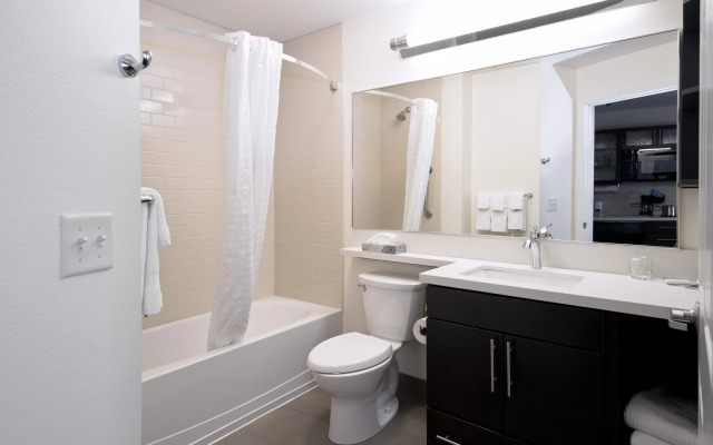 Candlewood Suites Greeley by IHG