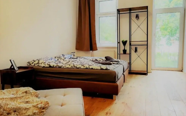 Donaufelder City Apartment