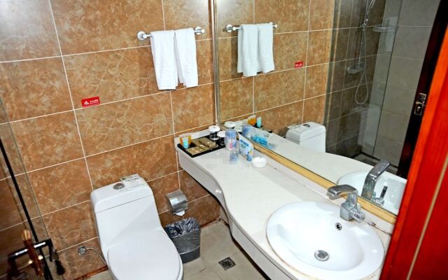 Dinis Business Hotel Kaiyuan Branch