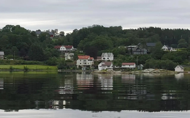 Hytte Ved Fjorden