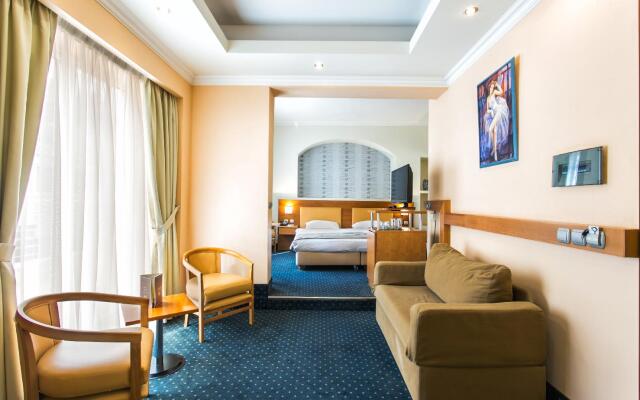 Athens Cypria Hotel