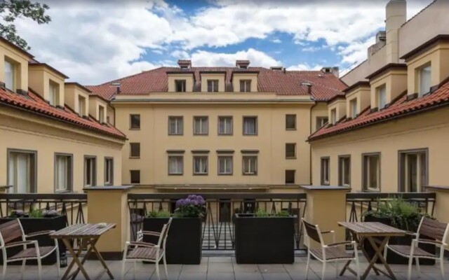 Merchant's Avenue Hotel