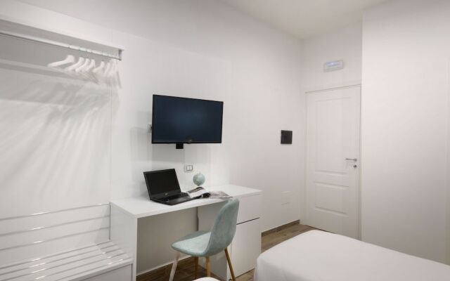 Napoliseason Rooms and Breakfast