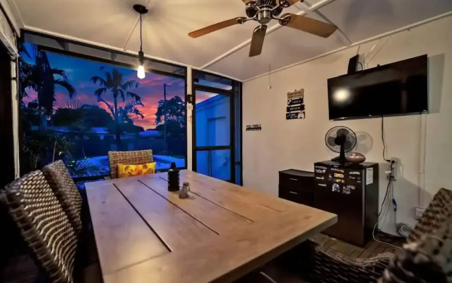 Entire House - Paradise in Dania Beach