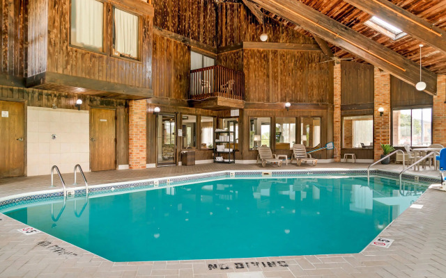 Quality Inn Grand Rapids South-Byron Center