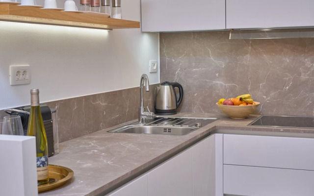 Salve Luxury Apartment by Litto