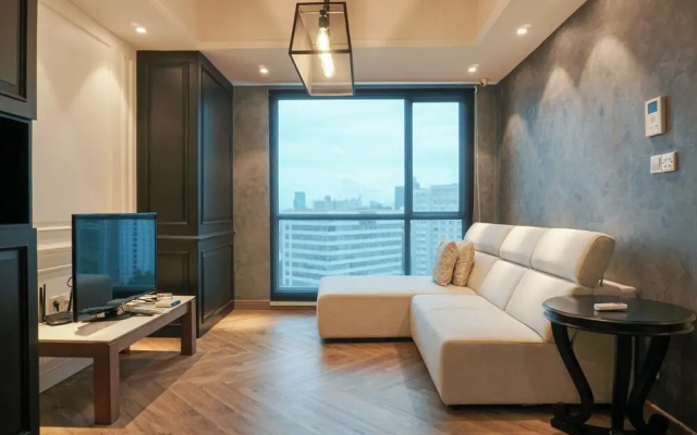Luxurious 2BR Apartment at Casa Grande Residence