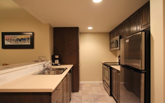 Tyndall Stone by Whistler Retreats