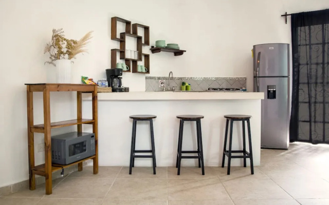 Sonido Del Mar Hotel and Yoga Loft