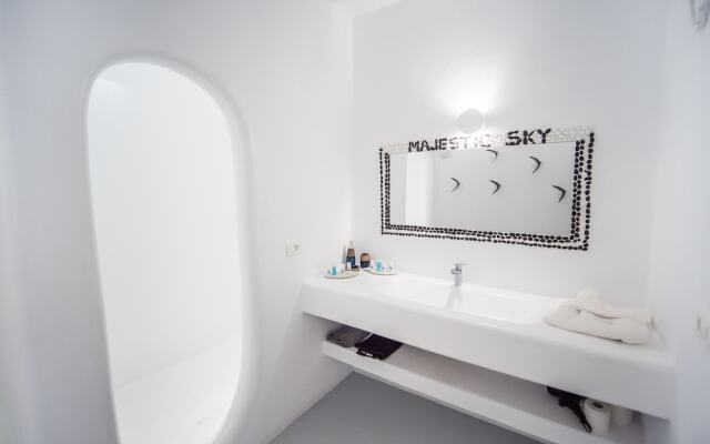 Majestic Sky Luxury Suites