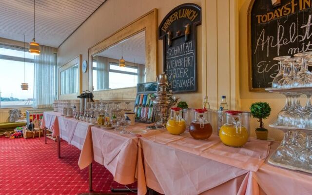 FF&E Hotel Dania