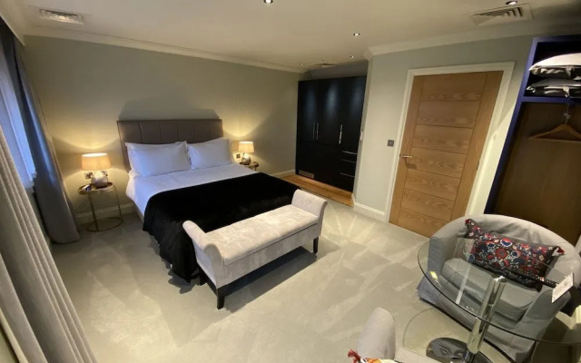 Hillside Farm Barn Apartments