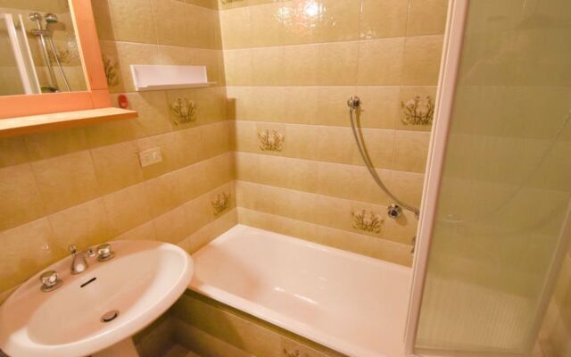 Frassan Apartment 34923