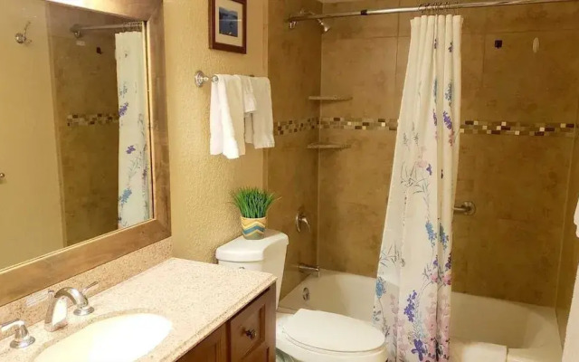 Lakeland Village #105