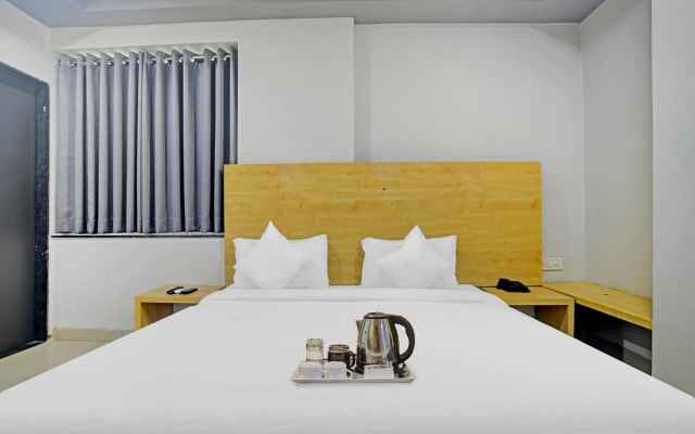 OYO 81349 Townhouse Friends Inn