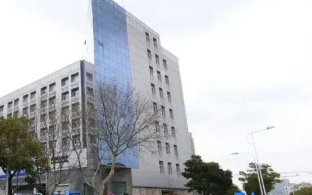 Qingmu Li Hotel (Nanjing Dachang Subway Station Xinhua Road)