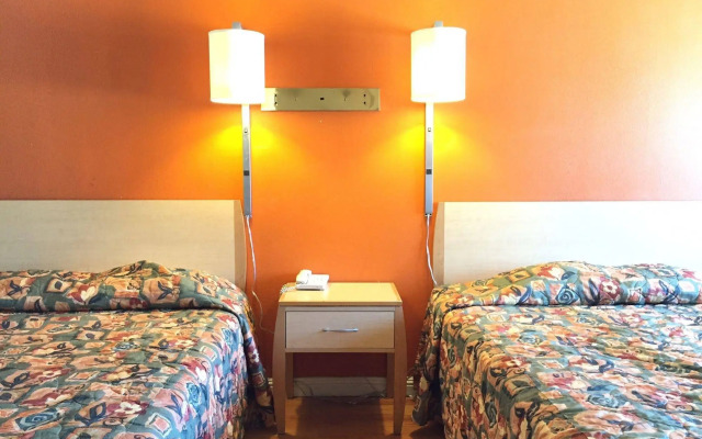 Fullerton Inn - Near Medieval Times