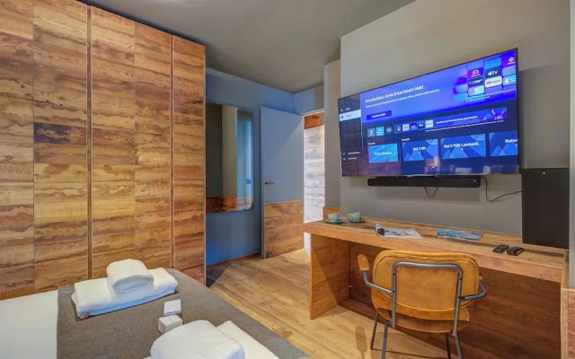 Simona Luxury Apartment few steps from sk