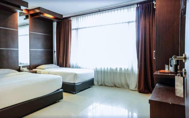 Urbanview Hotel Bumi Malaya