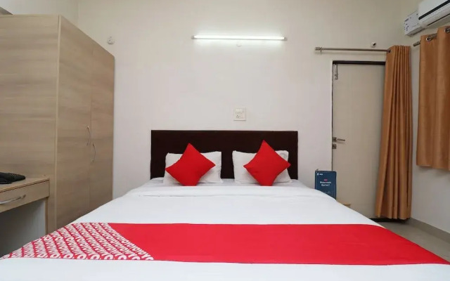Oyo 6448 Hotel Smriti Grand