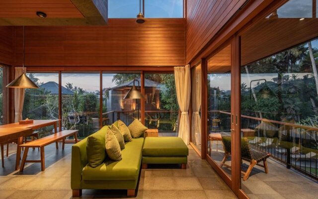 Birdhouses Bali Tree Top Living