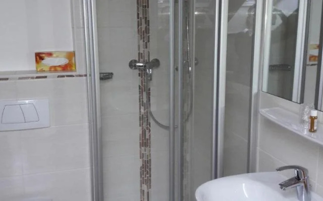 Pension Rottaler Bienenhof