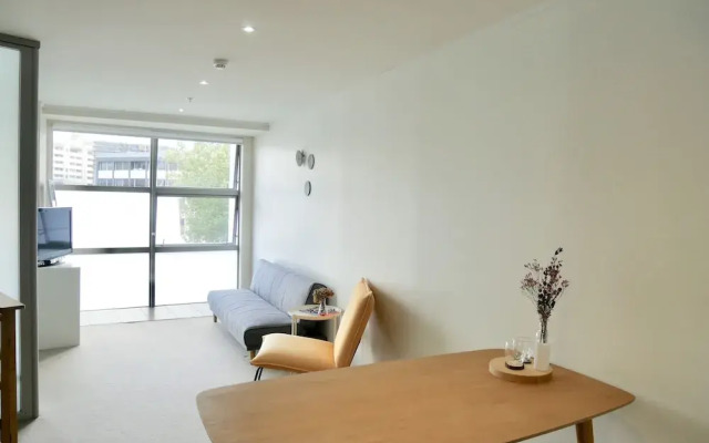 Leafy Street Apartment Central Auckland