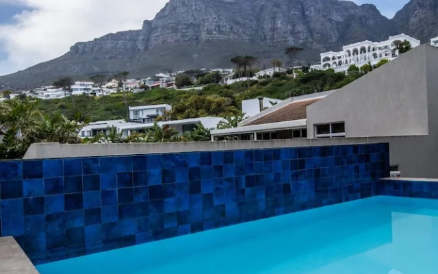 Stunning Camps Bay Holiday Oasis Solange Residence