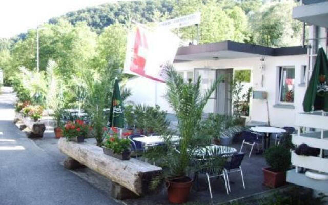 Riverside Apartment Hotel AG