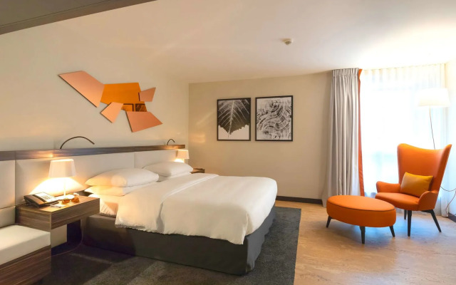 Doubletree By Hilton Paris Boulogne