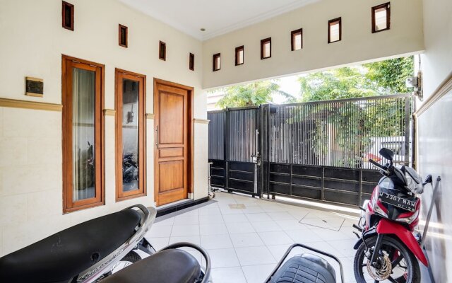 OYO Life 91893 Kost Jeje Syariah