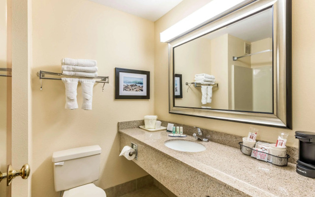 Quality Inn Huntersville near Lake Norman