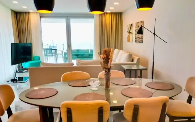 Private Sea-View Residence