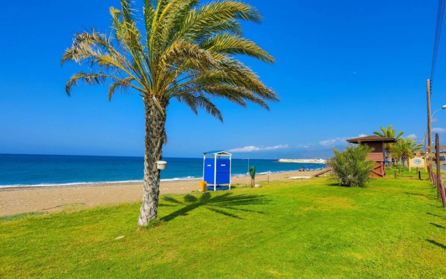 Villa In Paradise in Goudi