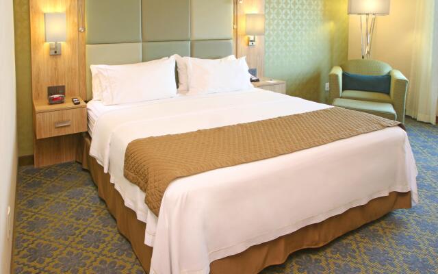 Holiday Inn Express Hotel & Suites Cuernavaca by IHG