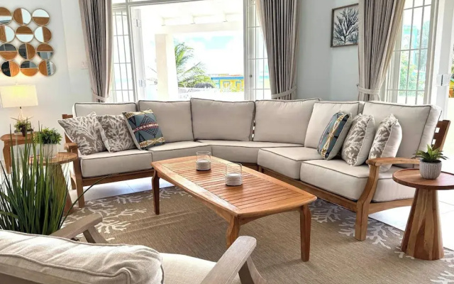 Silver Sands Beach Villa #3 - 4bd
