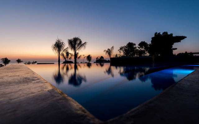 Cavo Zoe Seaside Hotel