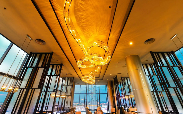 Gumaya Tower Hotel Semarang