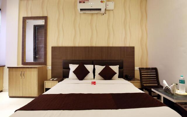 OYO 1662 Hotel Behl Regency
