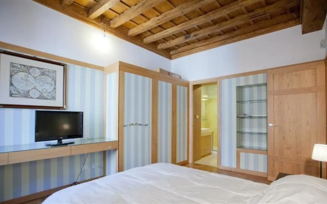 Rental in Rome Pantheon Suite