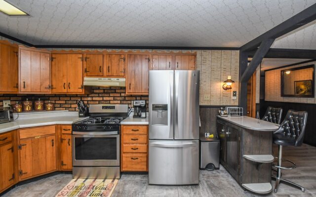 Lake Love 4 Bedroom House