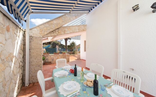 614 Riva degli Angeli by Barbarhouse