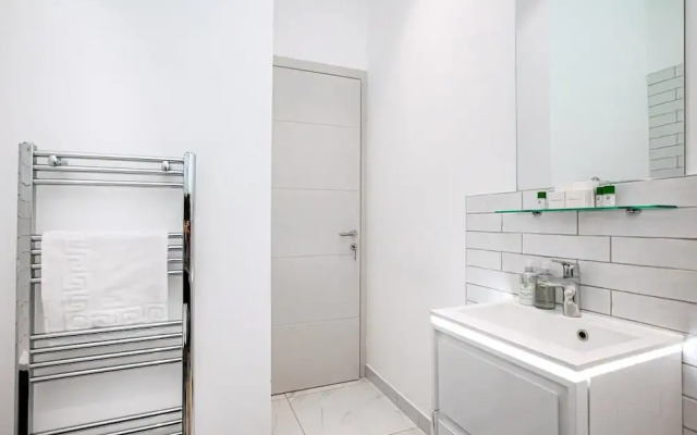 Stylish Harley Street Apartment