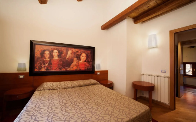 St. Peter' Six Rooms & Suites