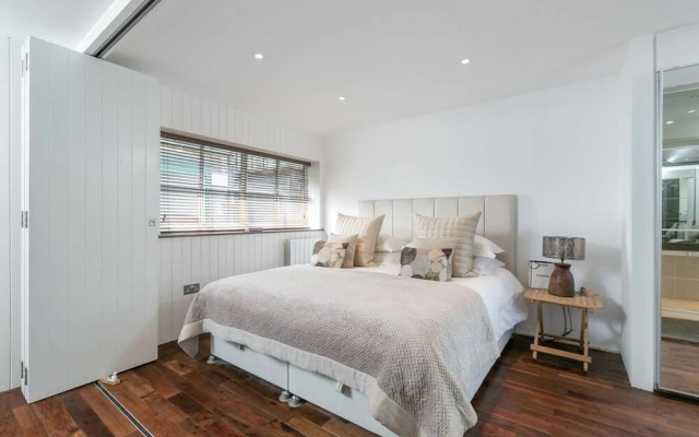 Stylish 1-bedroom Apt Close to Princes Street