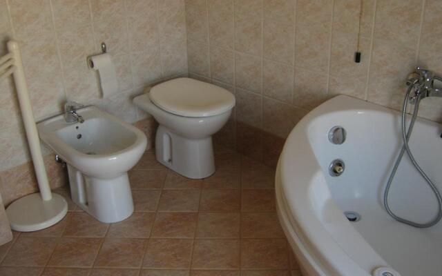 Al Mare Vicino Al Paese Vecchio