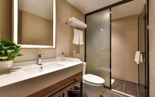 Hanting Youjia Hotel (Beijing Daxing New Media Industrial Base)