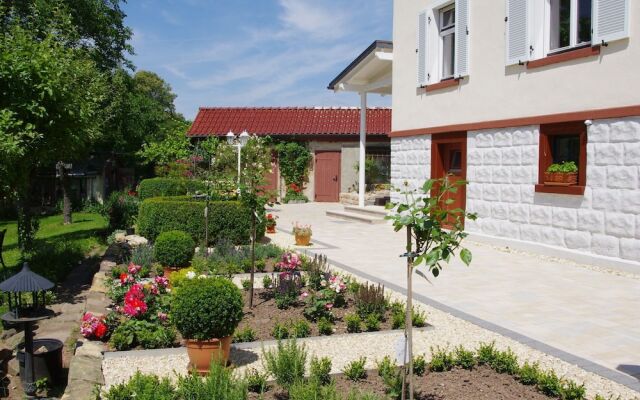 Apartment in Mülsen With Balcony, Heating, Garden Furniture