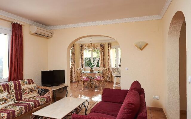 Oliva Nova Golf Apartamentos y Villas